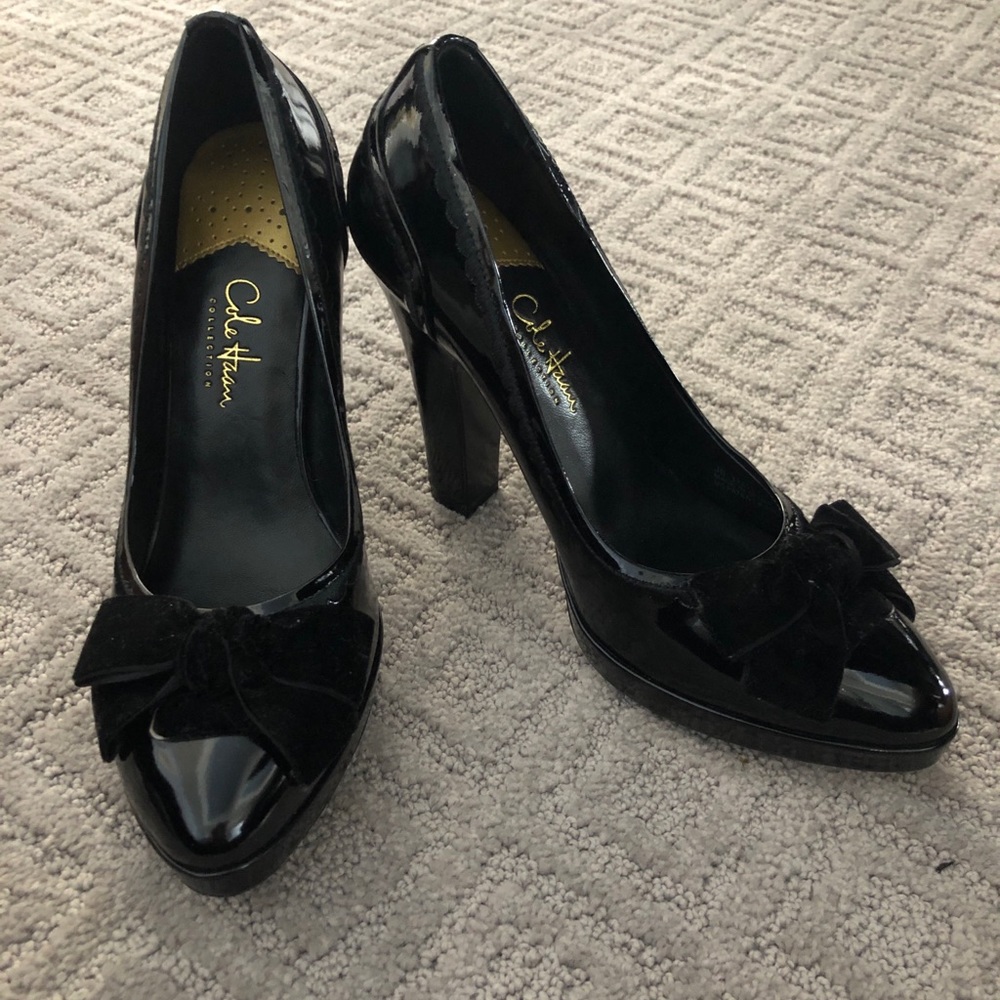 Cole Haan black patent leather platform pump
